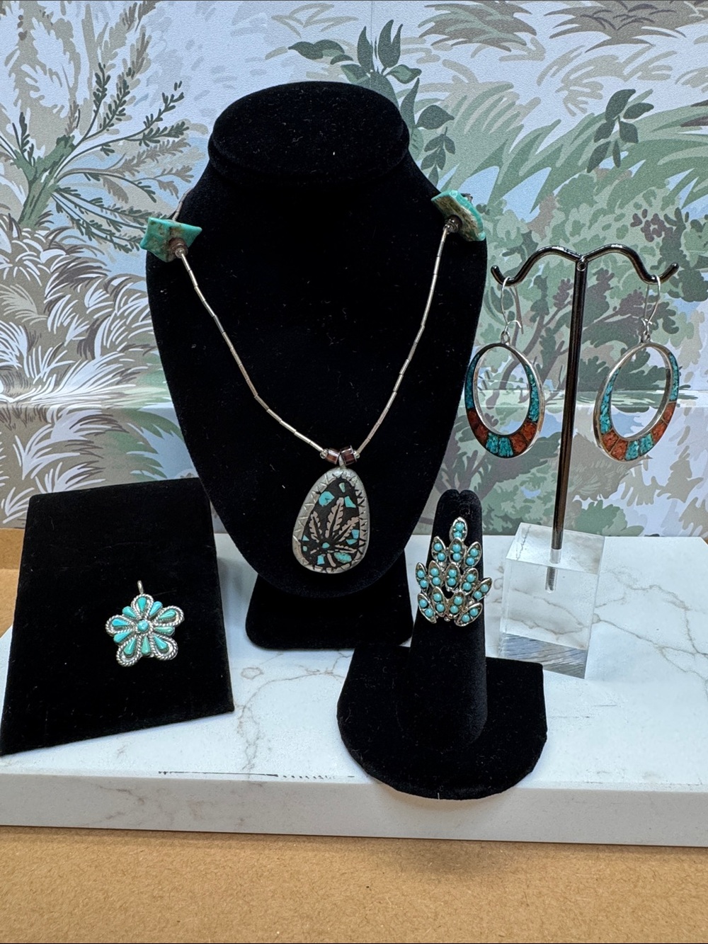 4 pc Vintage Southwestern Set.